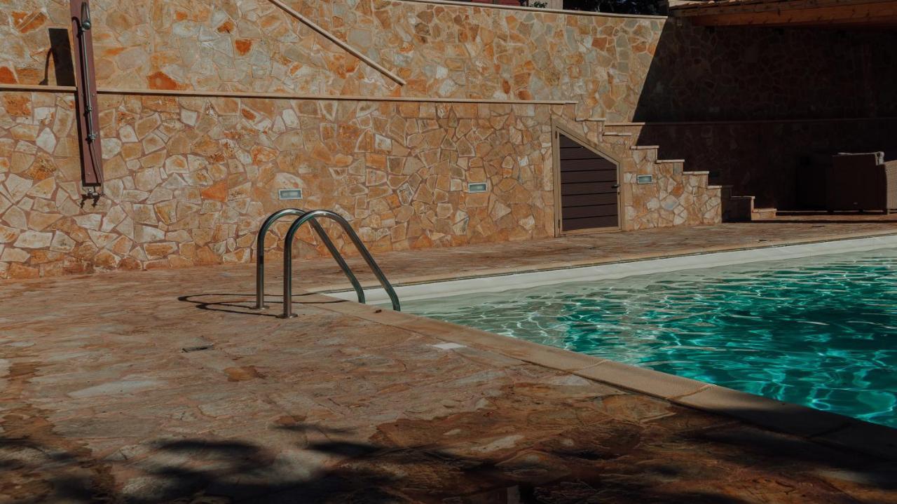 Pool And Sea View Apartments Agia Marina  Екстериор снимка